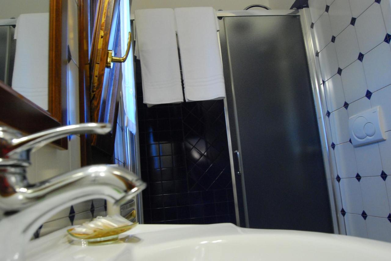 B&B Corte Barocca Lecce Bagian luar foto