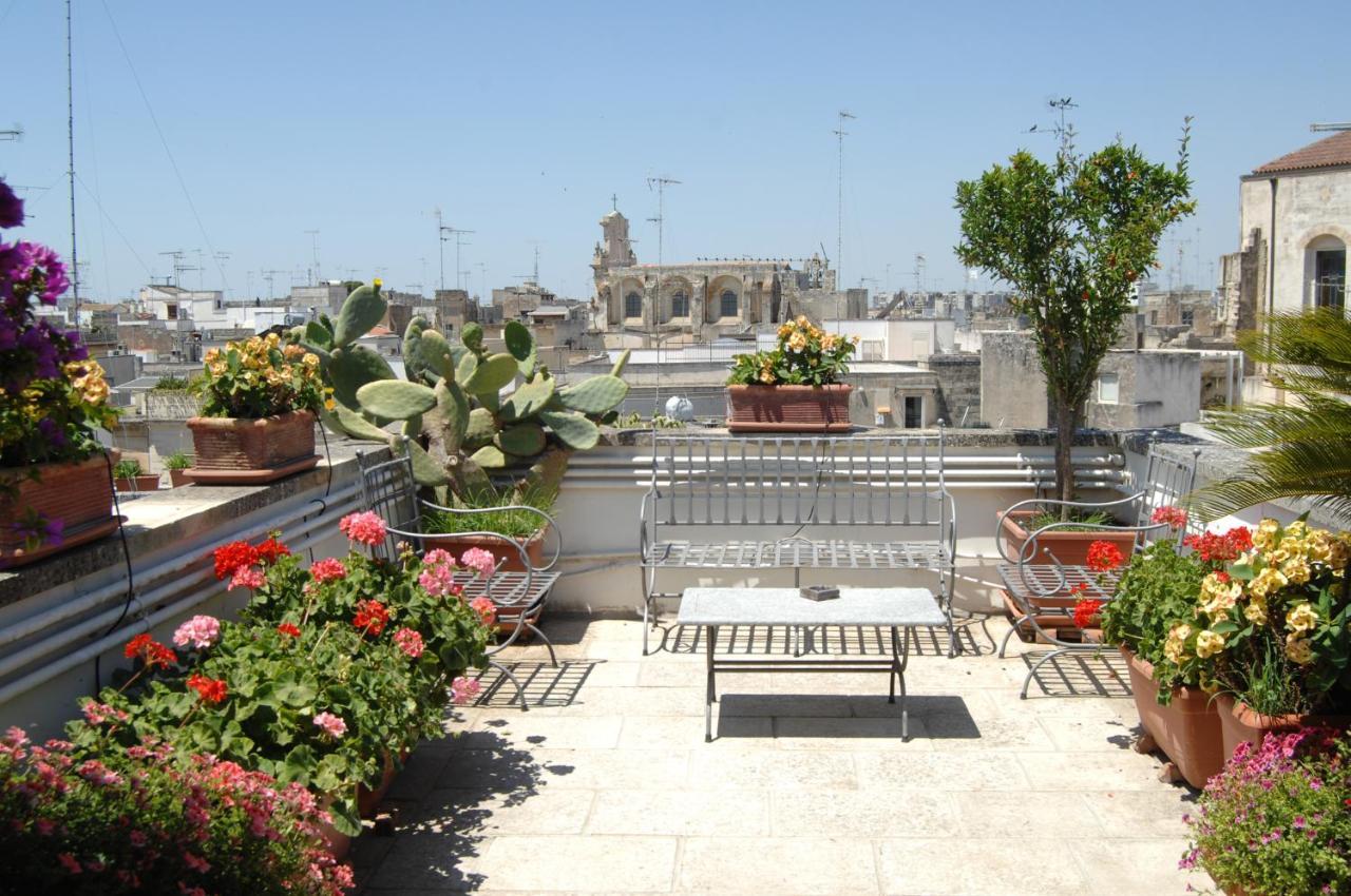 B&B Corte Barocca Lecce Bagian luar foto