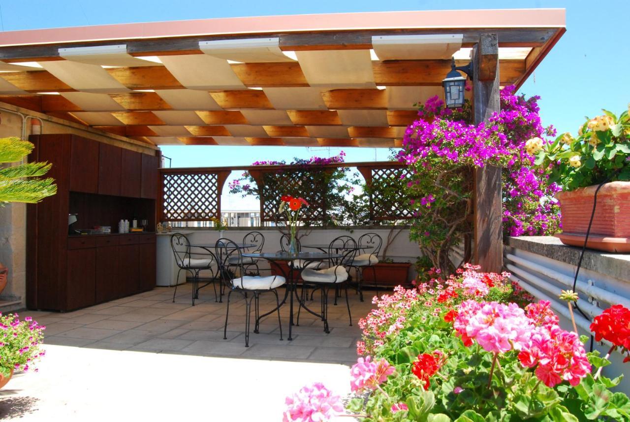 B&B Corte Barocca Lecce Bagian luar foto