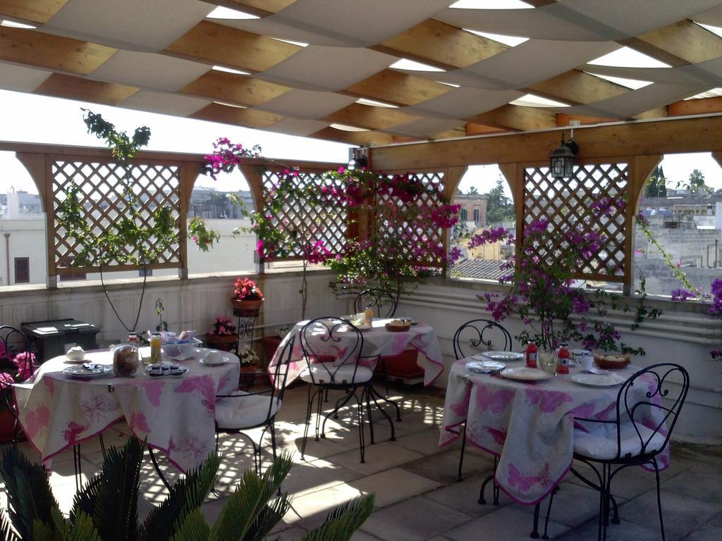 B&B Corte Barocca Lecce Bagian luar foto