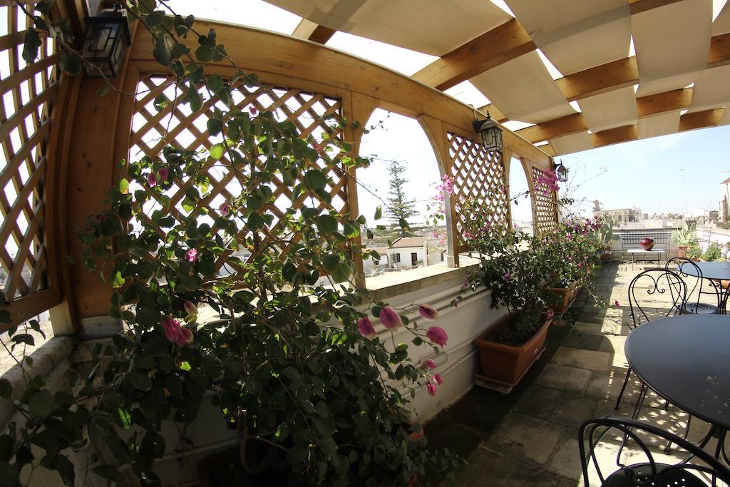 B&B Corte Barocca Lecce Bagian luar foto